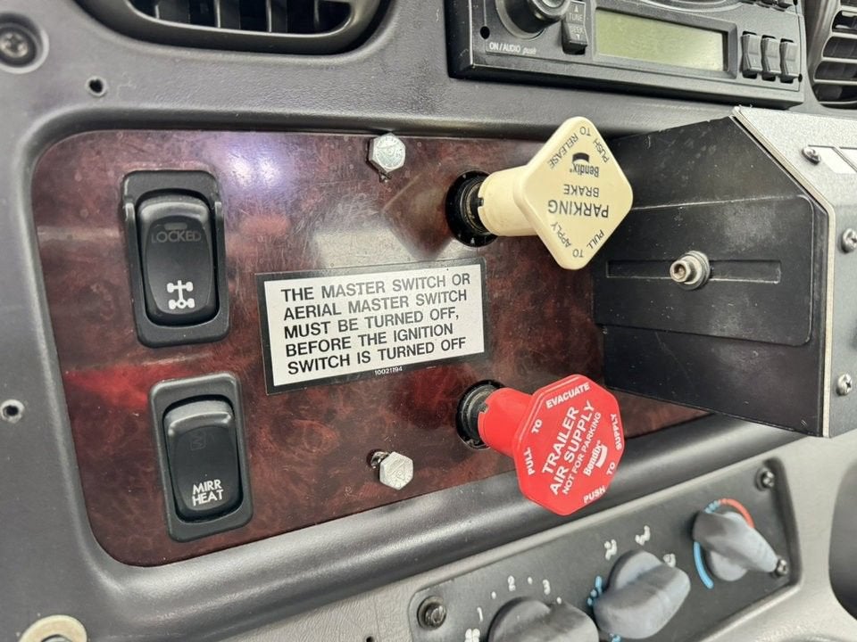 2007 FRT M2106S NA