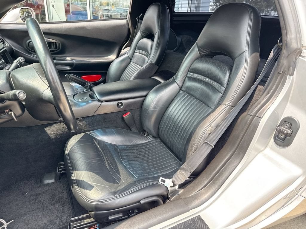 1999 Chevrolet Corvette Base