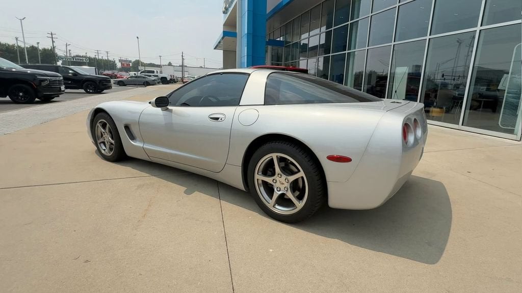 1999 Chevrolet Corvette Base