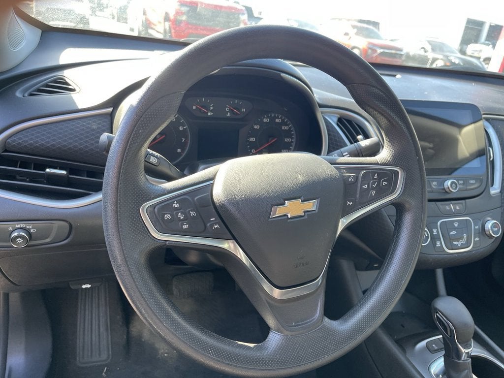 2025 Chevrolet Malibu LS
