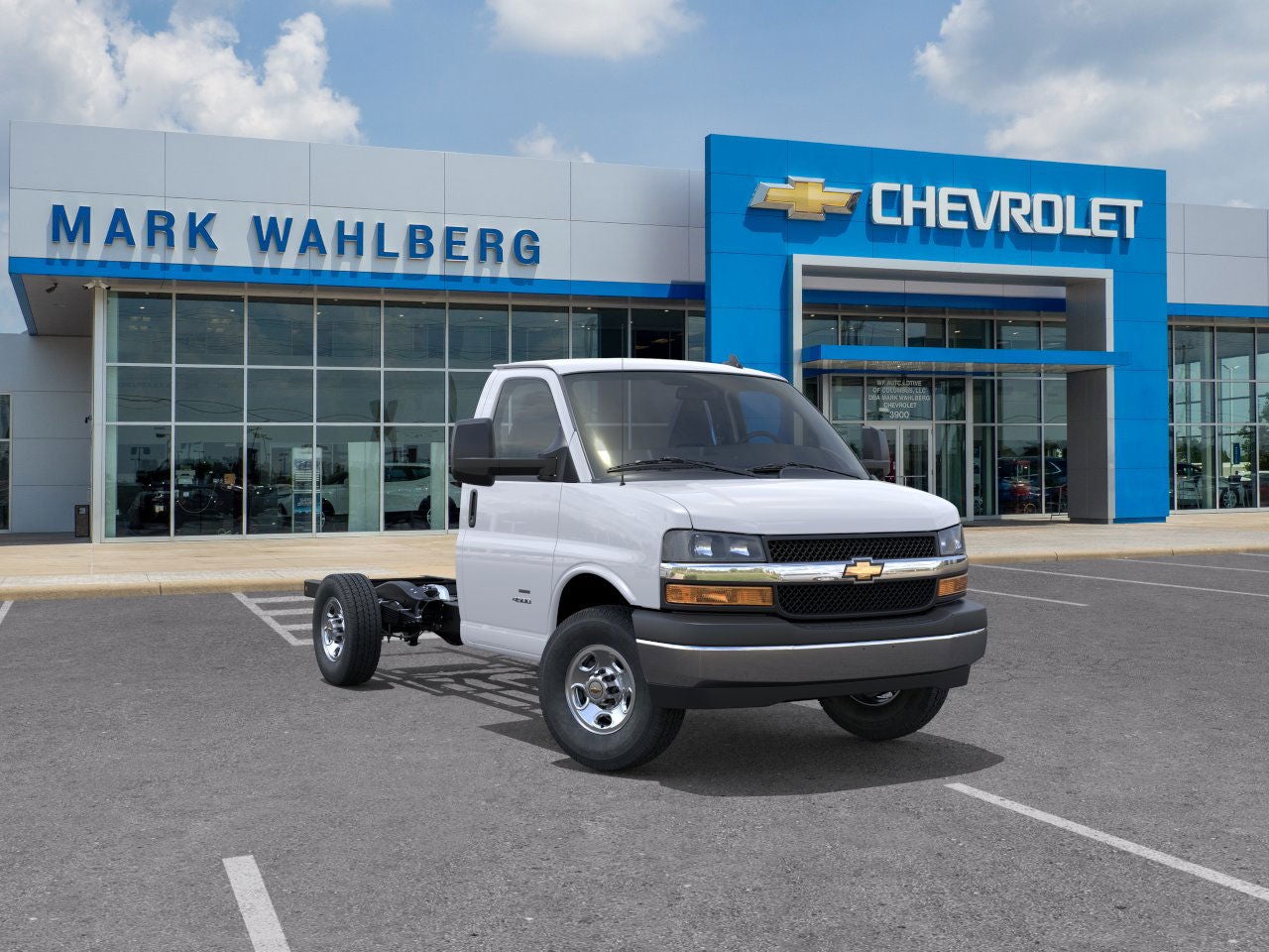 2025 Chevrolet Express Cutaway 3500 1WT