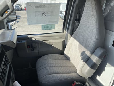 2025 Chevrolet Express Cutaway 3500 1WT