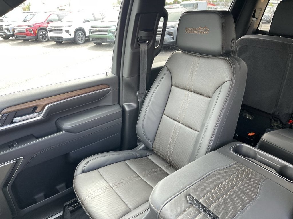 2026 Chevrolet Silverado 3500 HD High Country DRW