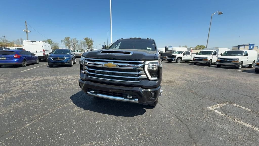 2026 Chevrolet Silverado 3500 HD High Country DRW