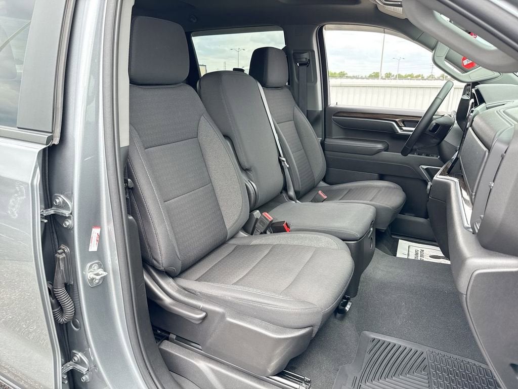 2025 Chevrolet Silverado 1500 LT (2FL)