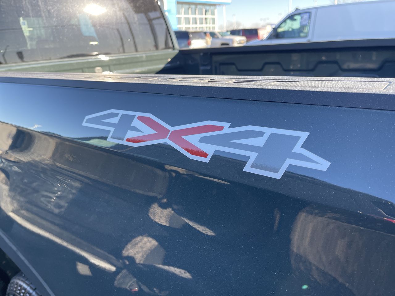 2025 Chevrolet Silverado 1500 LT (2FL)