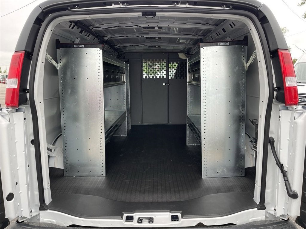 2025 Chevrolet Express Cargo 2500 WT