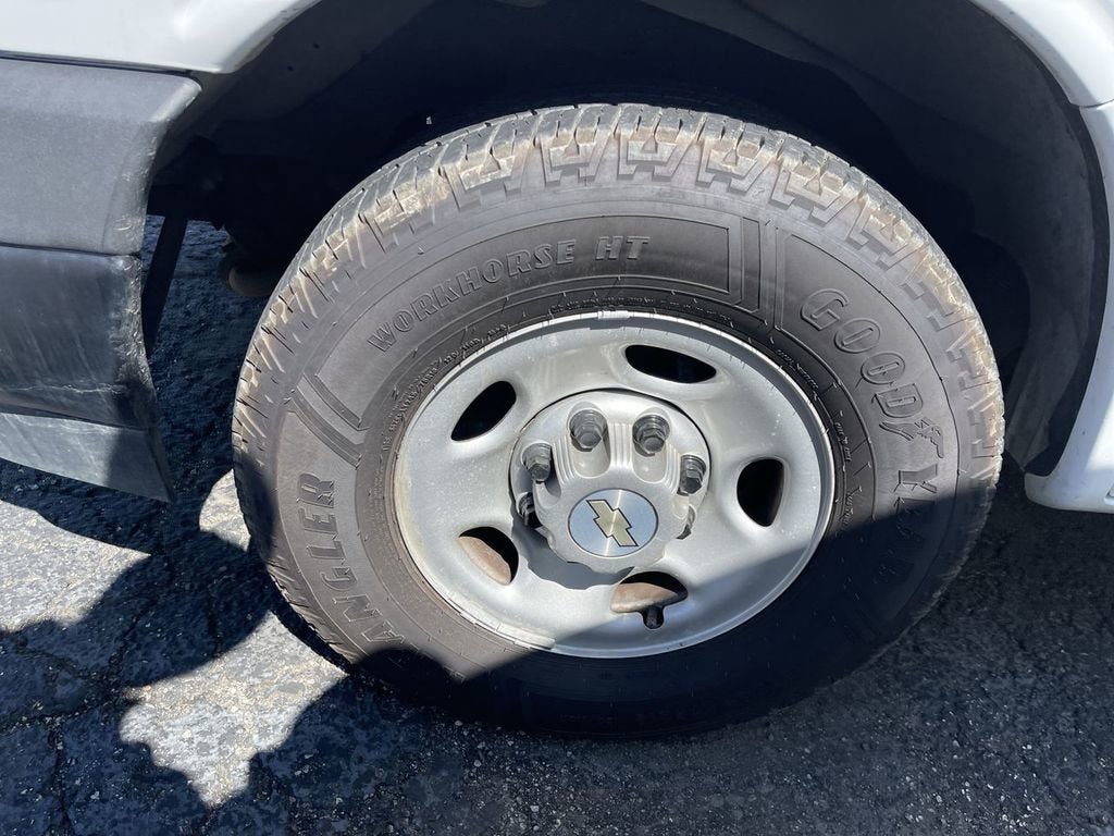 2022 Chevrolet Express Cargo 2500 WT