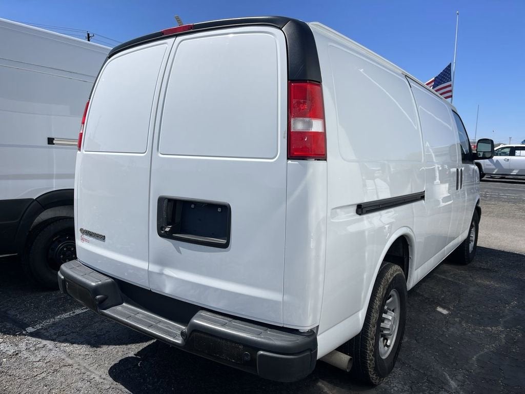 2022 Chevrolet Express Cargo 2500 WT