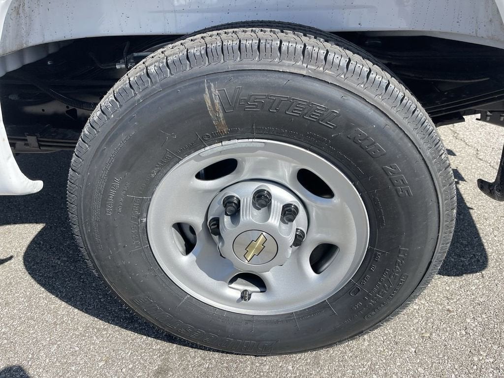 2026 Chevrolet Express Cargo WT