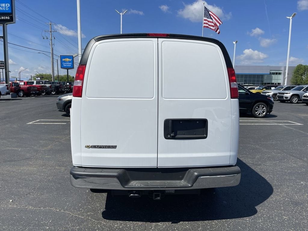 2026 Chevrolet Express Cargo WT