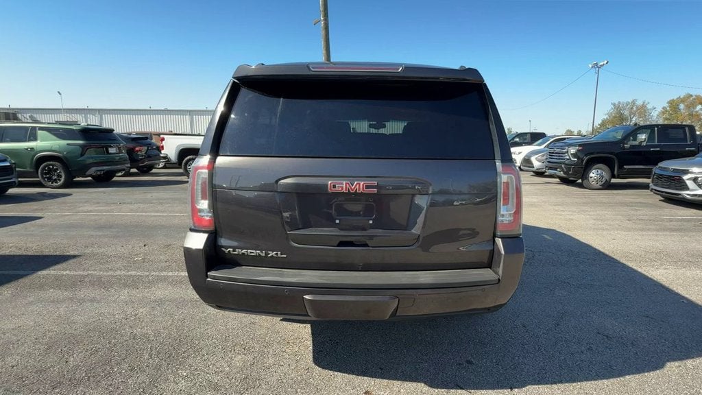 2015 GMC Yukon XL SLE