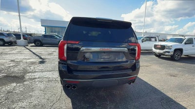 2022 GMC Yukon XL AT4