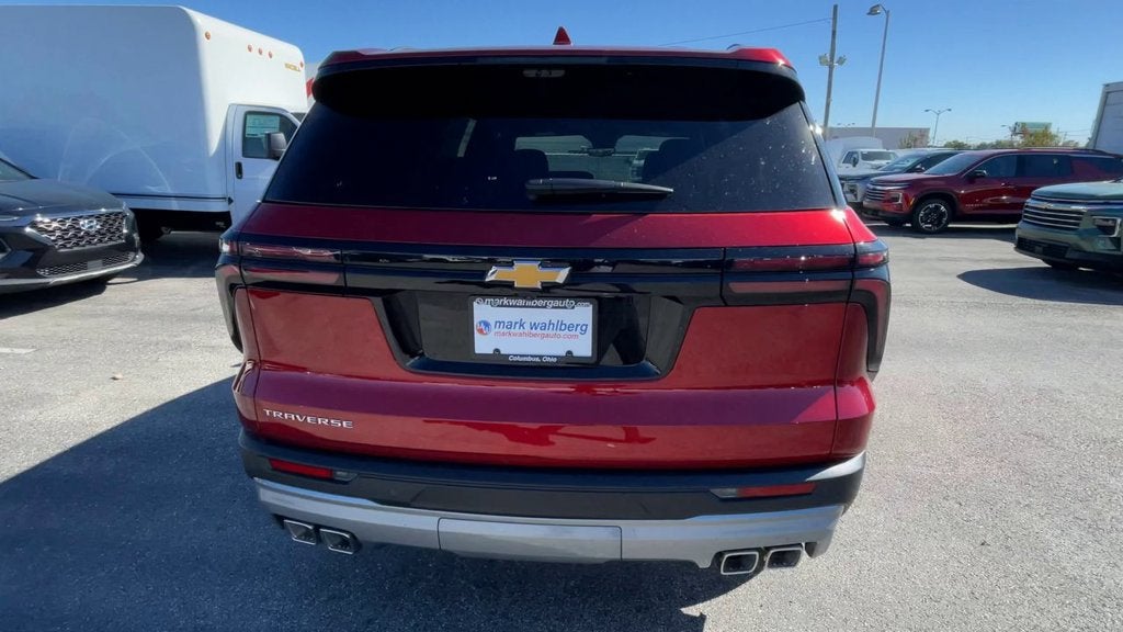 2027 Chevrolet Traverse LT