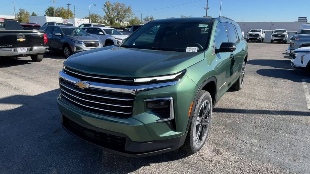 2027 Chevrolet Traverse LT
