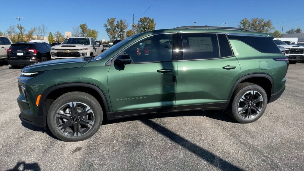 2027 Chevrolet Traverse LT