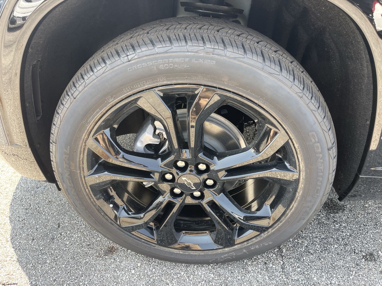 2027 Chevrolet Traverse RS