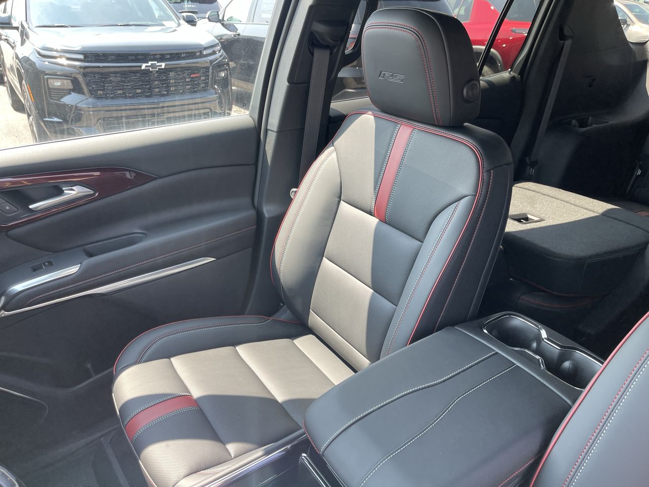 2027 Chevrolet Traverse RS