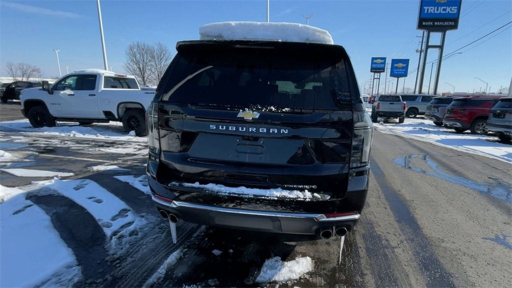 2025 Chevrolet Suburban Premier