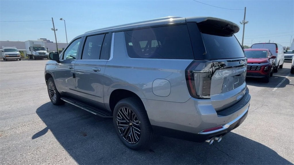 2025 Chevrolet Suburban Premier