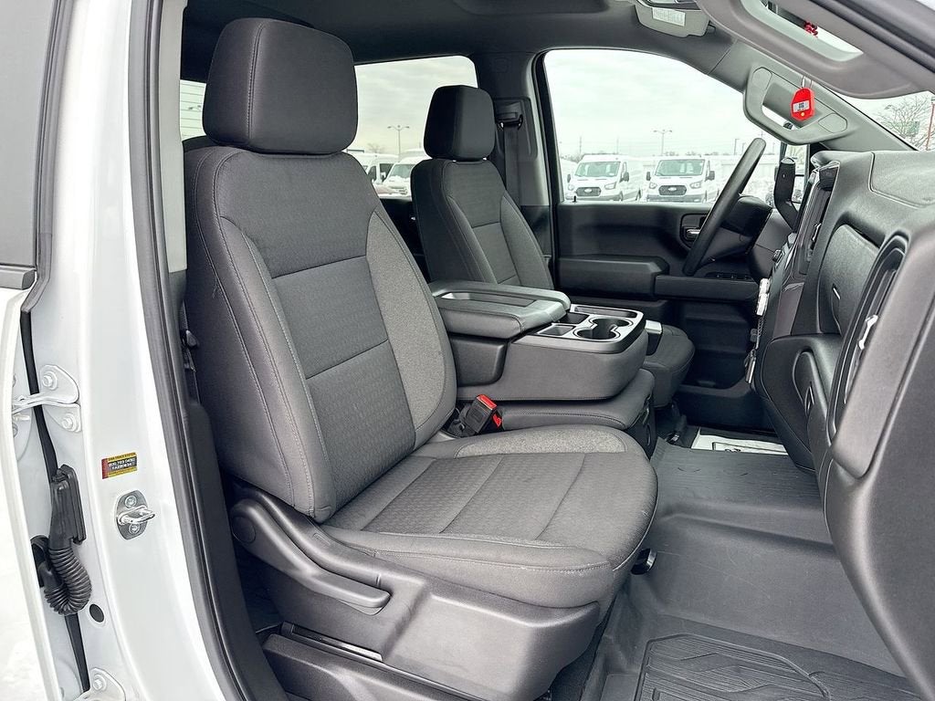 2024 GMC Sierra 2500 HD Pro