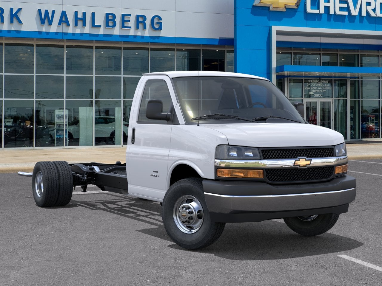2026 Chevrolet Express Cutaway 3500 1WT