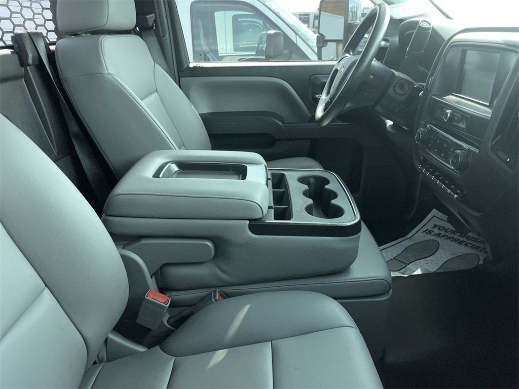 2020 Chevrolet Silverado 5500 HD Work Truck