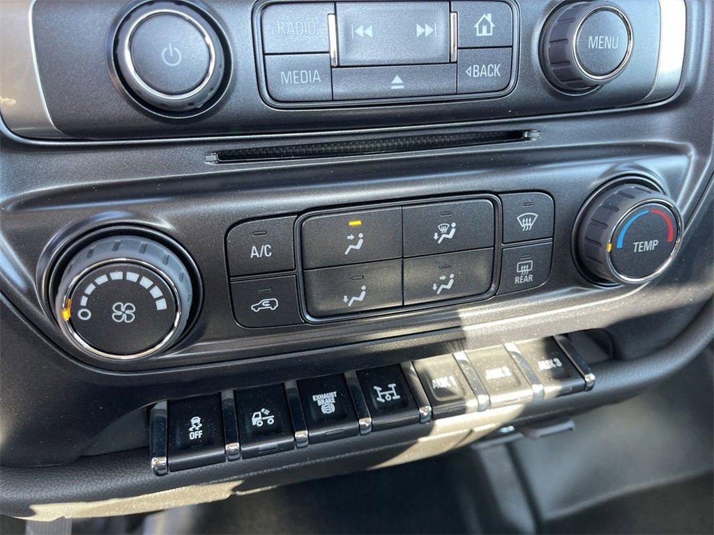 2024 Chevrolet Silverado 5500 HD Work Truck