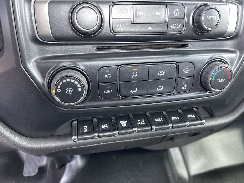 2024 Chevrolet Silverado 6500 HD Work Truck