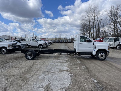 2024 Chevrolet Silverado 6500 HD Work Truck