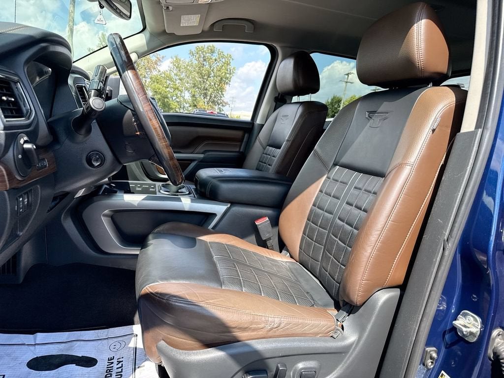 2017 Nissan TITAN XD Platinum Reserve Diesel