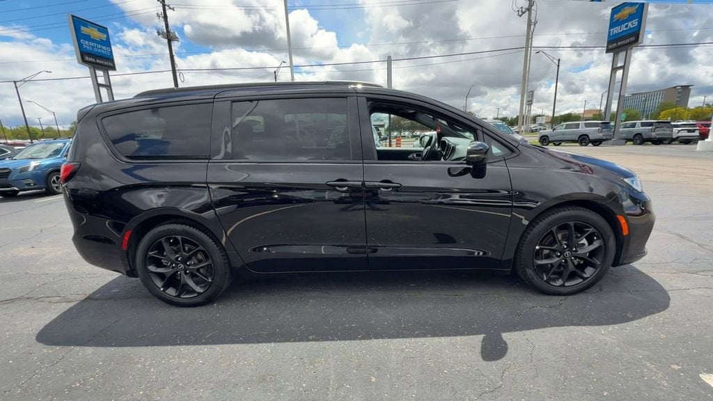 2025 Chrysler Pacifica Limited