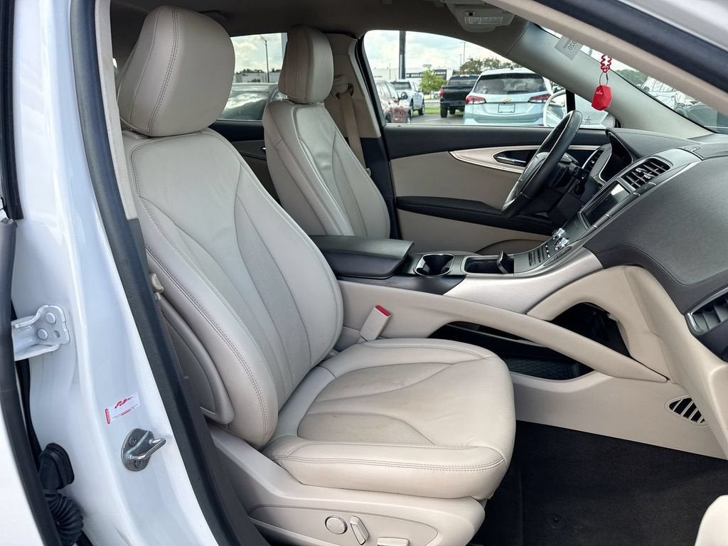 2020 Lincoln Nautilus Standard