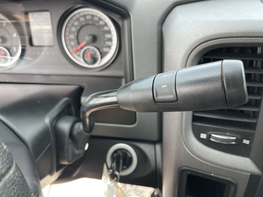 2018 RAM 3500 Tradesman Crew Cab 4x4 8' Box