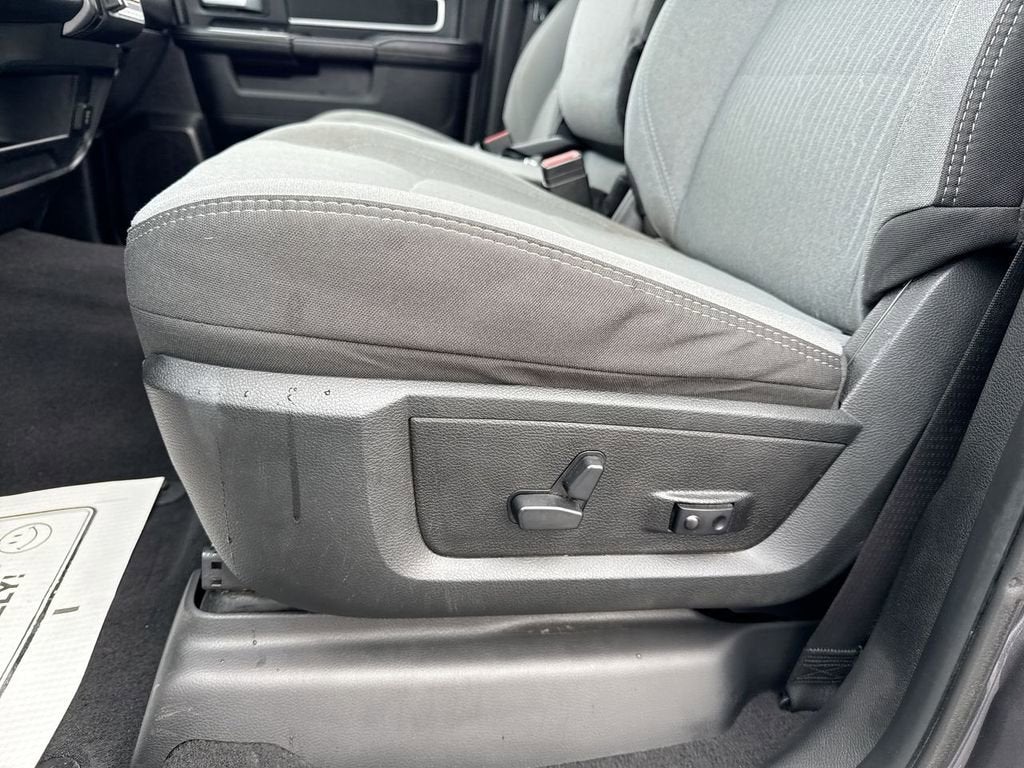 2024 RAM 3500 Big Horn Crew Cab 4x4 8' Box