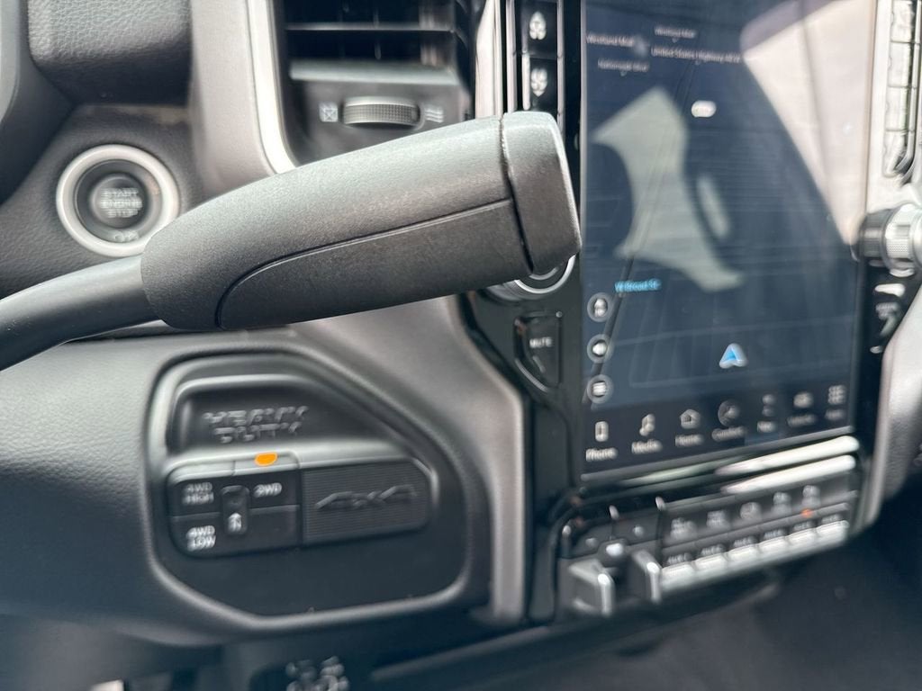 2024 RAM 3500 Big Horn Crew Cab 4x4 8' Box