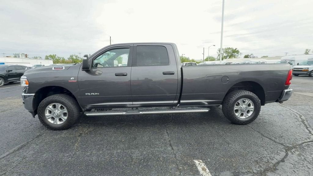2024 RAM 3500 Big Horn Crew Cab 4x4 8' Box