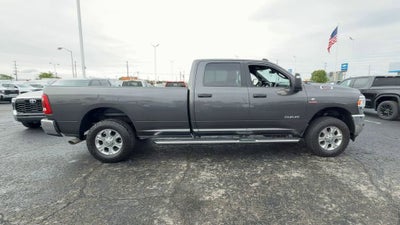 2024 RAM 3500 Big Horn Crew Cab 4x4 8' Box