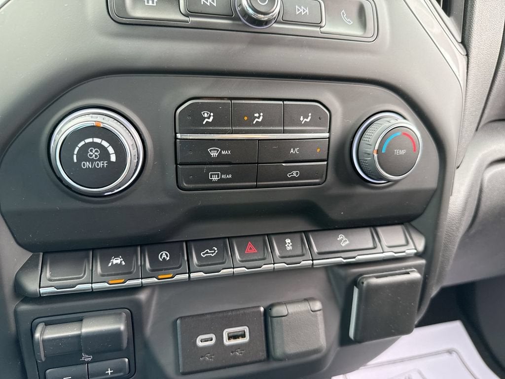 2024 Chevrolet Silverado 1500 Custom Trail Boss