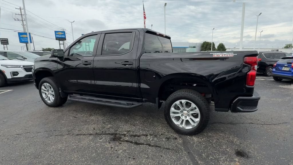 2024 Chevrolet Silverado 1500 Custom Trail Boss