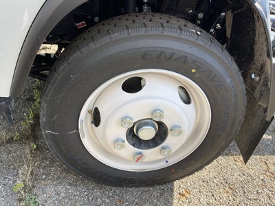 2024 Chevrolet Low Cab Forward 5500 XG 5500