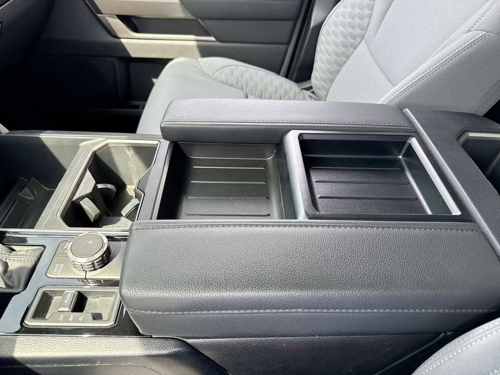 2024 Toyota Tundra 4WD SR5