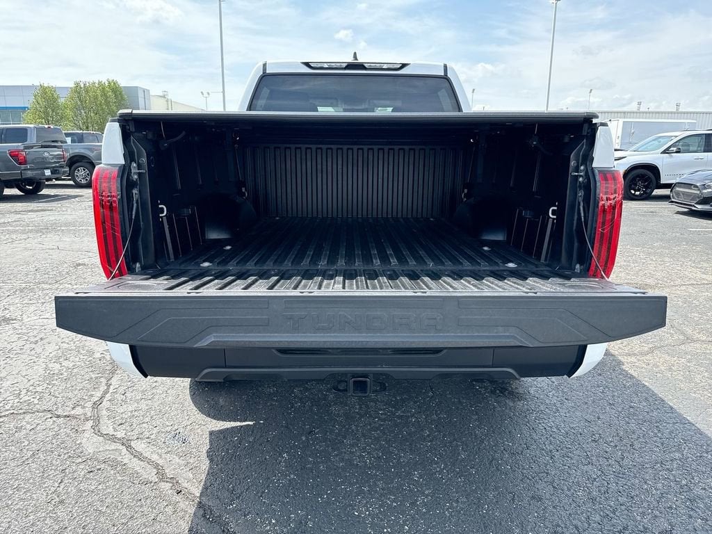 2024 Toyota Tundra 4WD SR5