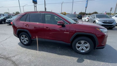 2022 Toyota RAV4 Hybrid XLE