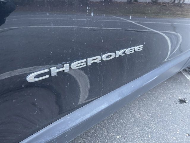 2016 Jeep Cherokee Sport