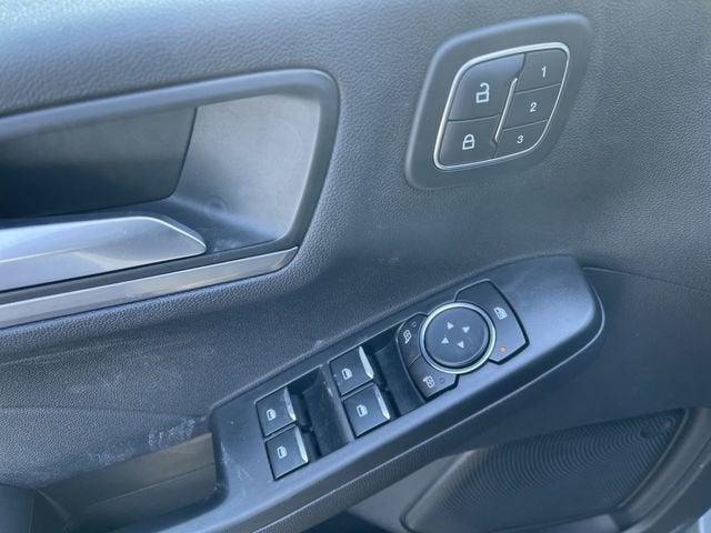 2022 Ford Escape Titanium Hybrid