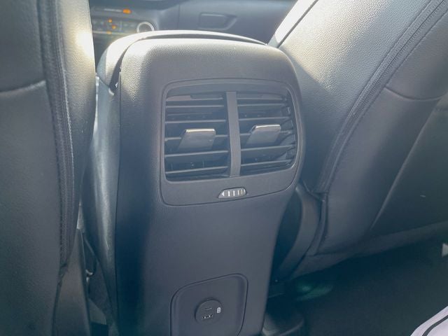 2022 Ford Escape Titanium Hybrid