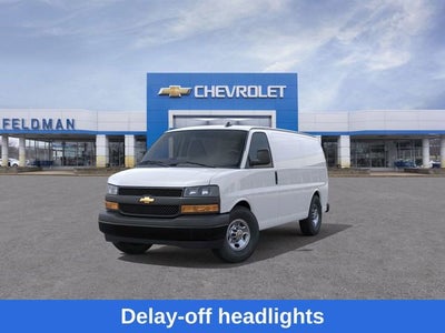 2025 Chevrolet Express Cargo WT