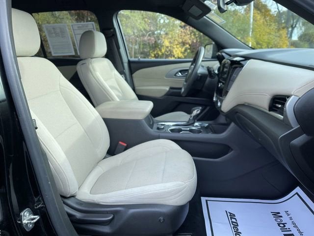 2022 Chevrolet Traverse LS