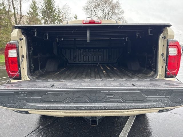 2023 GMC Canyon AT4